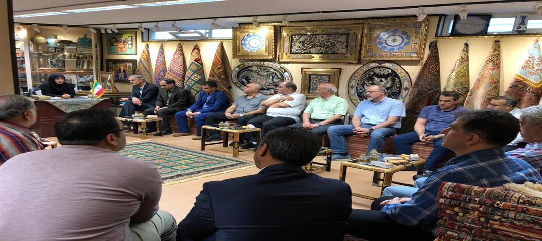تبدیل خیابان استاد نجات الهی به پاتوق هنری برای گردشگران تبدیل خیابان استاد نجات الهی به پاتوق هنری برای گردشگران داخلی و خارجی