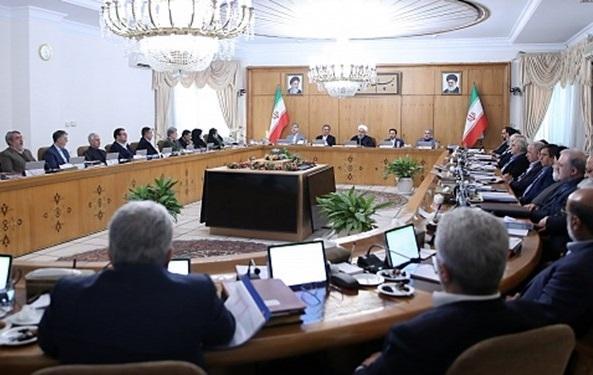 تصویب ممنوعیت ترانزیت بنزین، نفت گاز و هیدروکربور های مشابه تصویب ممنوعیت ترانزیت بنزین، نفت گاز و هیدروکربور های مشابه تا انتها امسال