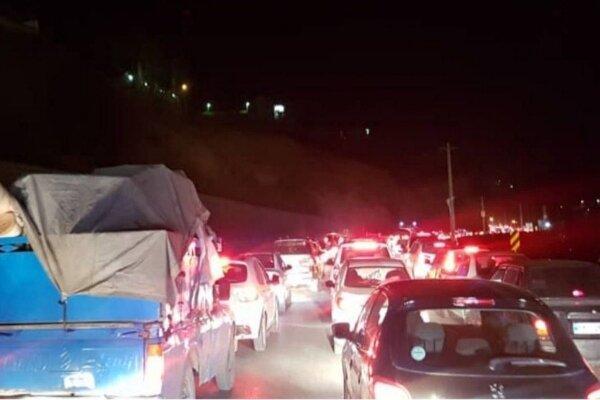 ترافیک سنگین در آزادراه تهران - کرج ترافیک سنگین در آزادراه تهران - کرج